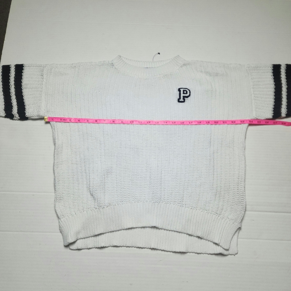 VS PINK CREWNECK SWEATER - Picture 6 of 7